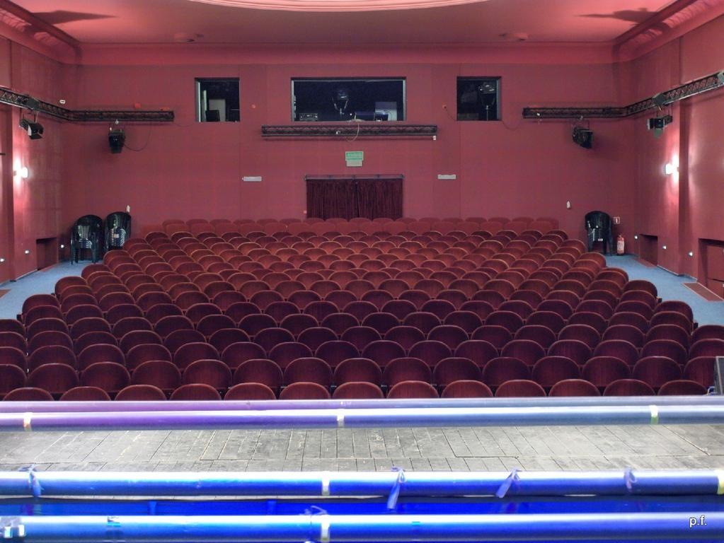 Appartement Teatr Baj Pomorski à Stary Toruń Extérieur photo